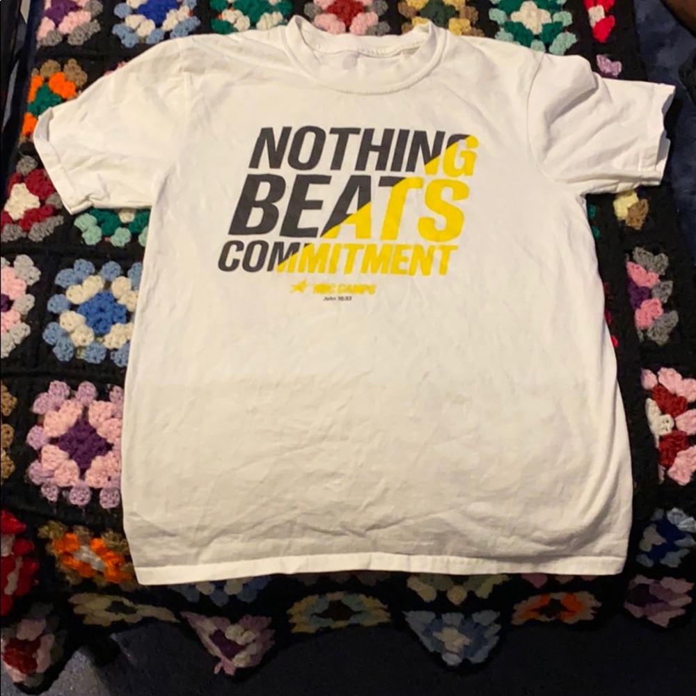 White short sleeve t-shirt.
